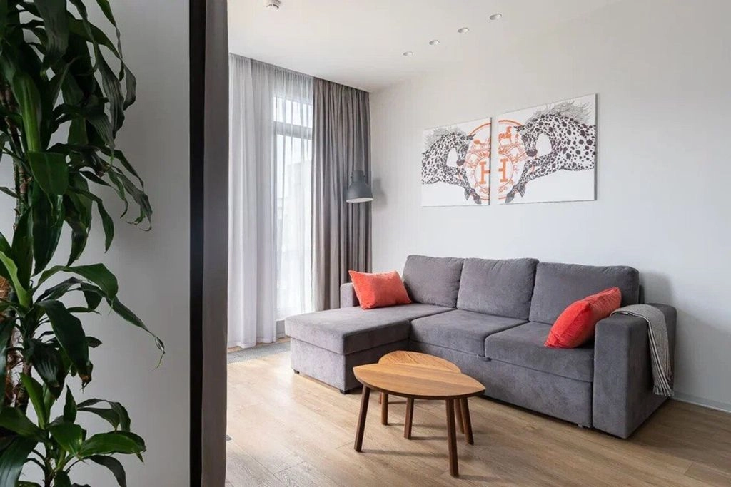 Апартамент в таунхаусе с отдельным входом Ohta Suite 22